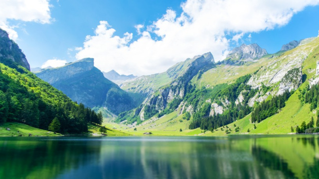 Lagos y Alpes Suizos